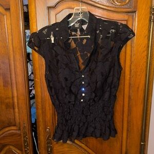 Black lace top size m